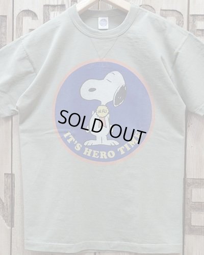 画像4: TOYS McCOY -SNOOPY TEE "IT'S HERO TIME"- 