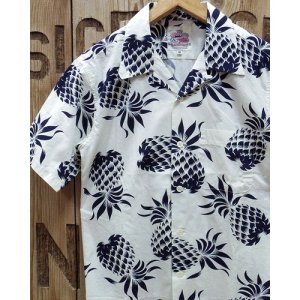 画像: Duke Kahanamoku -"DUKE'S PINEAPPLE" Cotton Hawaiian Shirt 