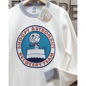 画像: TOYS McCOY -BIG WAFFLE CREW NECK SHIRT "SNOOPY ASTRONAUT RECOVERY TEAM"- 