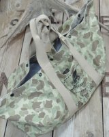 画像: BUZZ RICKSON'S -HERRINGBONE TWILL, CAMOUFLAGE REVERSIBLE BAG SEABEES STENCIL- 