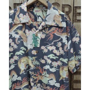 画像: SUN SURF -HOOKANO SPORTSWEAR "THE TRIANGULAR FIGHT"- 
