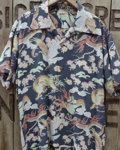 画像2: SUN SURF -HOOKANO SPORTSWEAR "THE TRIANGULAR FIGHT"- 