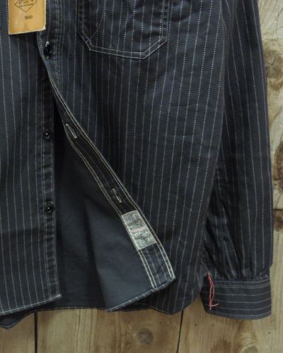 画像4: SUGAR CANE -FICTION ROMANCE 8.5oz. BLACK WABASH STRIPE WORK SHIRT- 